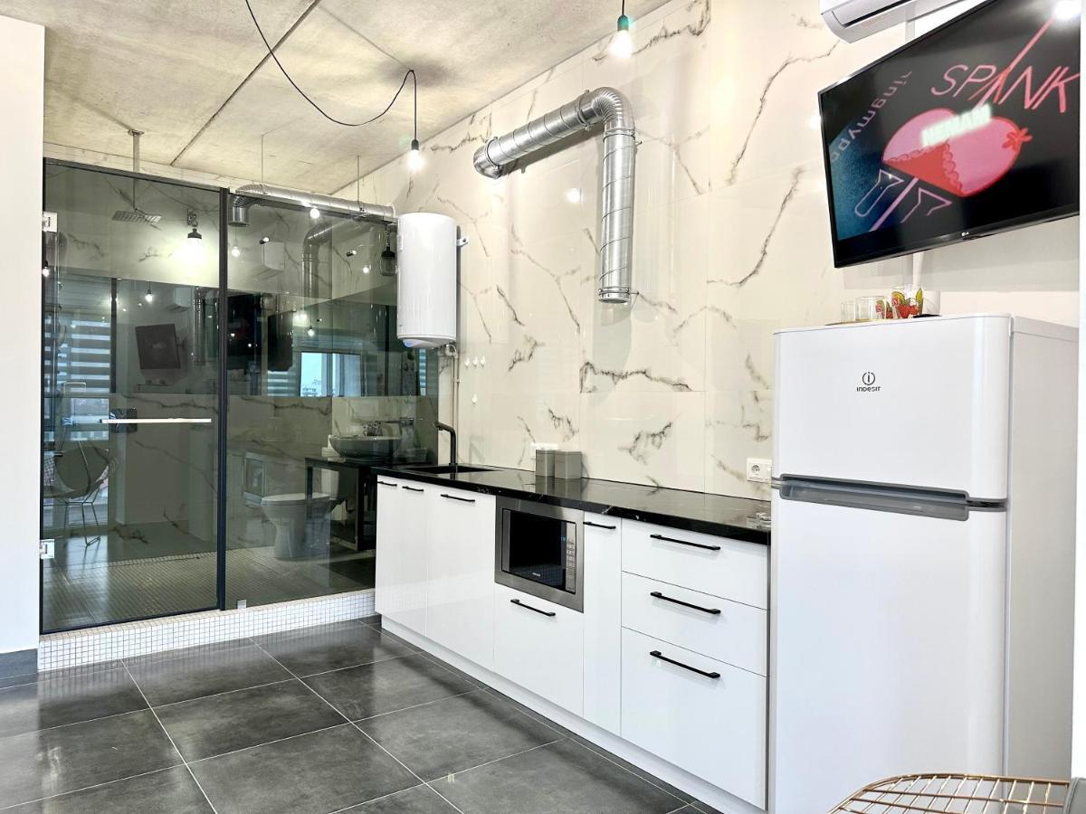 Designer Apartments In The City Center Rivne Zewnętrze zdjęcie
