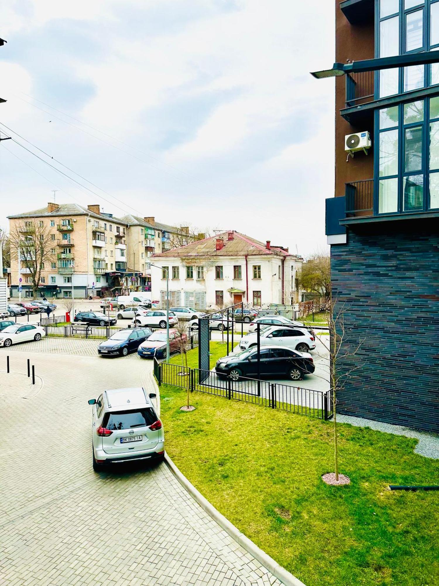 Designer Apartments In The City Center Rivne Zewnętrze zdjęcie